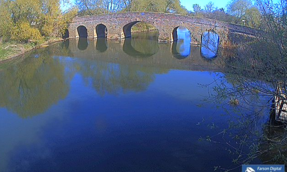 Pershore Lock Cam