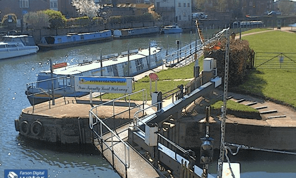Avon Lock (Avon Level) Cam